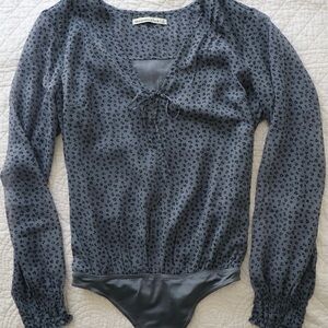 Abercrombie & Fitch Gray/blue animal print Patterned Bodysuit
